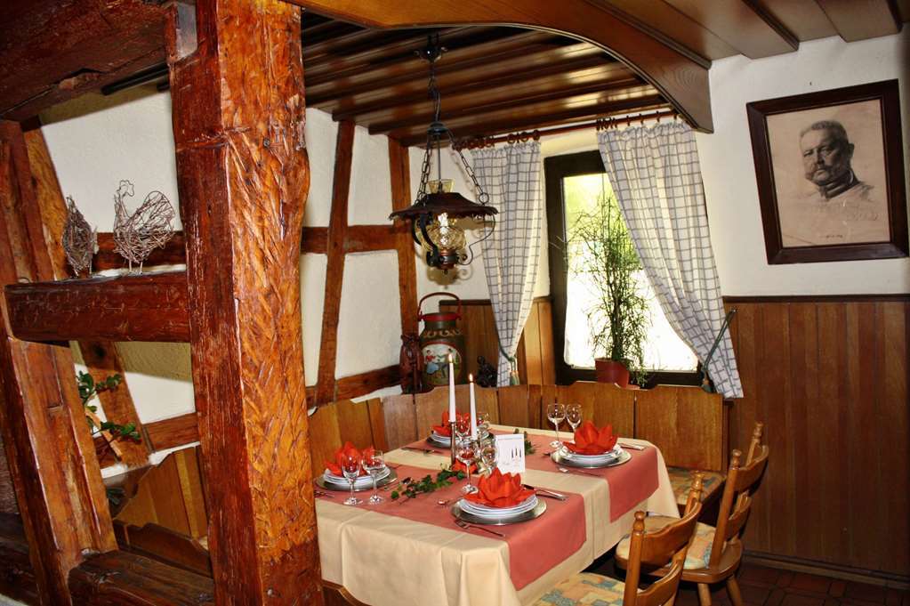 Akzent Hotel Goldener Ochsen Cröffelbach Restaurante foto